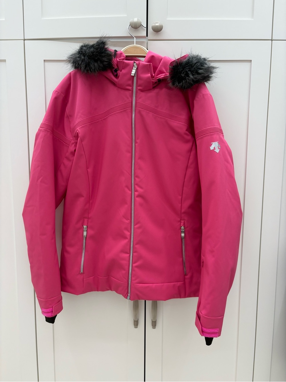 Descente Bright Pink Ski Jacket with Faux Fur Trim